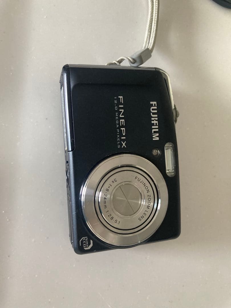 FINEPIX F50デジタルカメラ