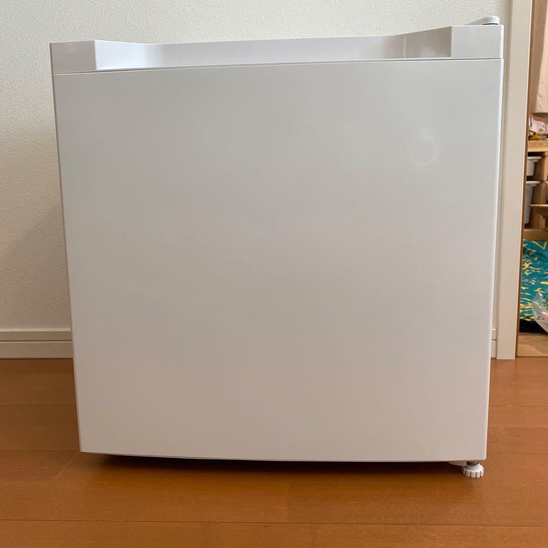 PF-A31FD-W ノンフロン冷凍庫 31L 2023年製