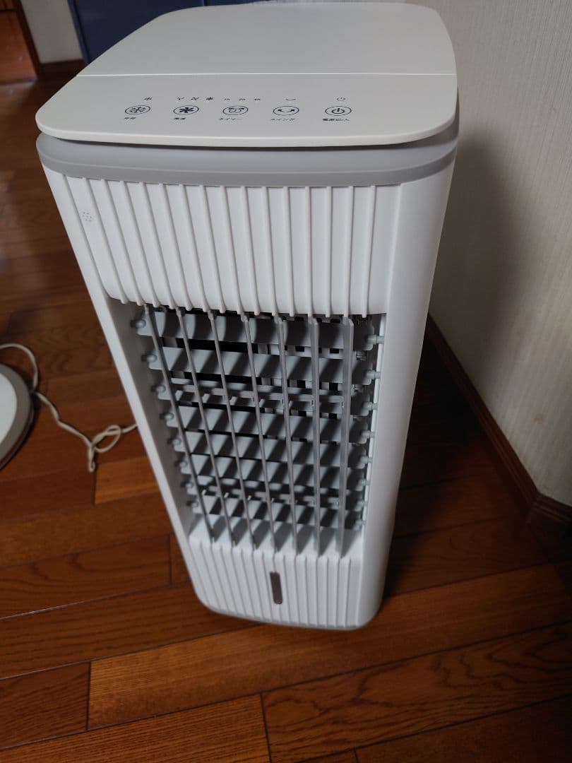 最終値下げ　この夏に‼︎ ポータブル冷風扇　Ｌ36Ｙ