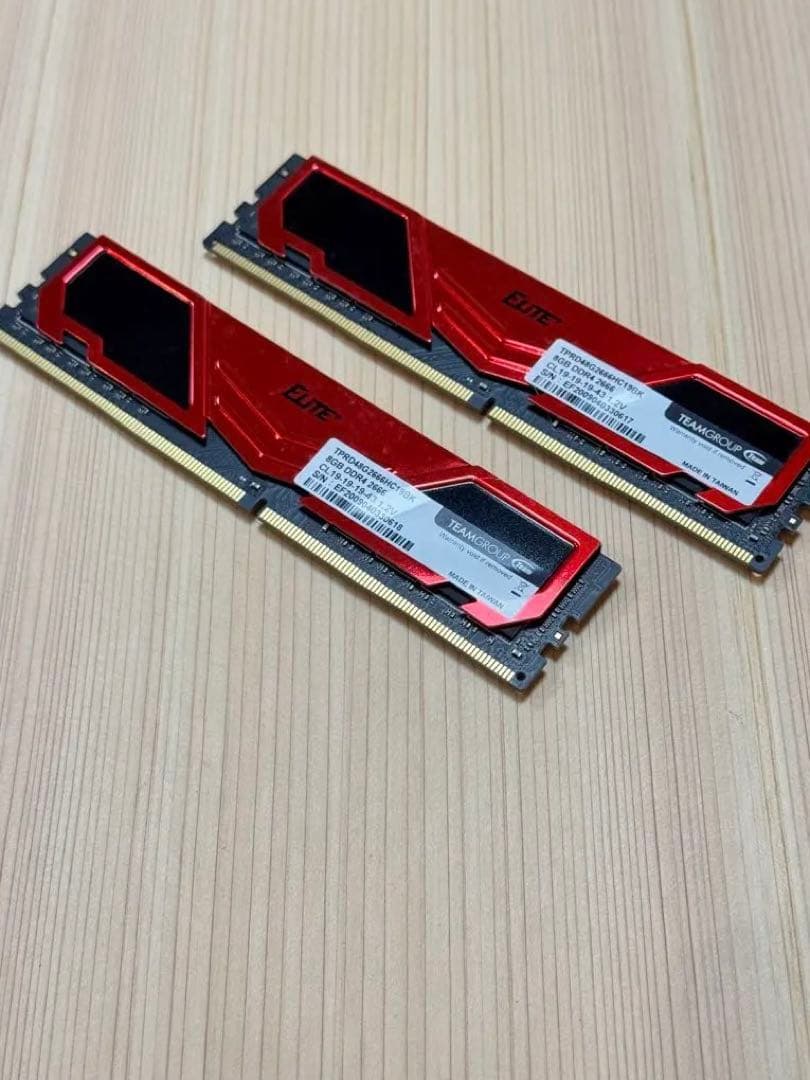 TEAMGROUP 8GB DDR4 2666MHz メモリ (8GBx2枚)