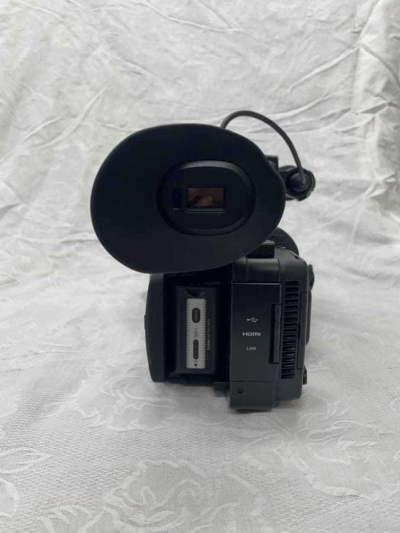 【超美品】Panasonic HC-X2 4Kビデオカメラ（おまけ付き）