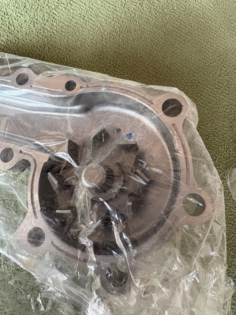 新品　RB26 ウォーターポンプ　AISIN BNR32 BCNR33 R34