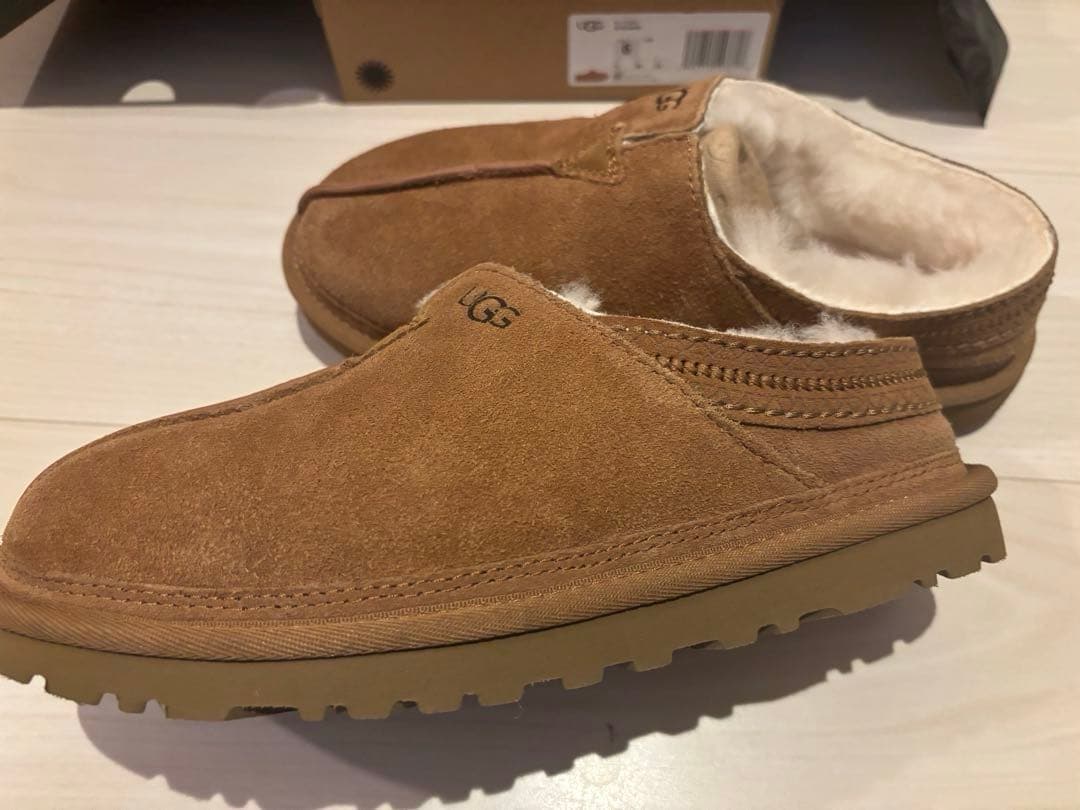【新品】UGG NEUMAN チェスナット　24.0㎝