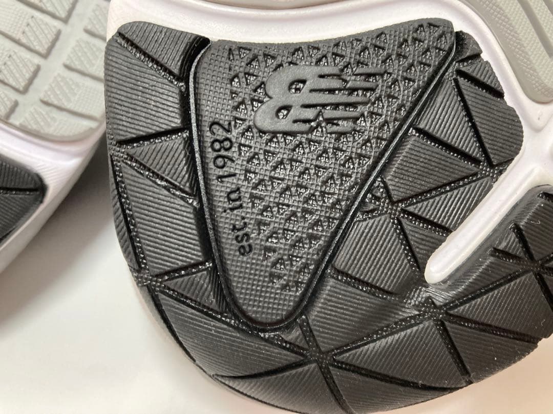 ニューバランスMADE IN USAランニングシューズ　サイズ29cm/6E