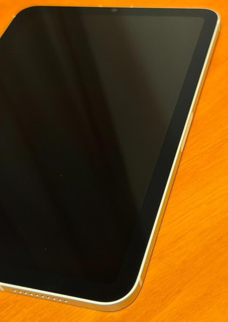 iPad mini第6世代 Wi-Fi+Cellular 64GBスターライト