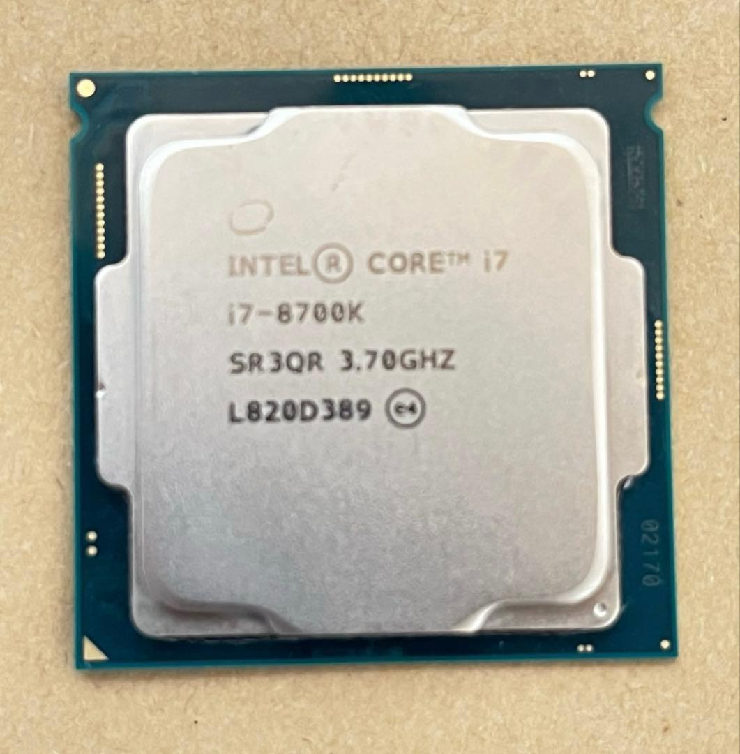 Intel Core i7-8700K 3.70GHz 6コア12スレ