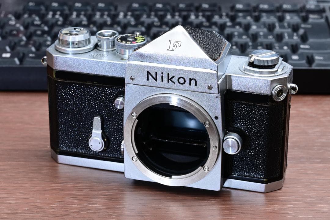Nikon F ボディ　640万台