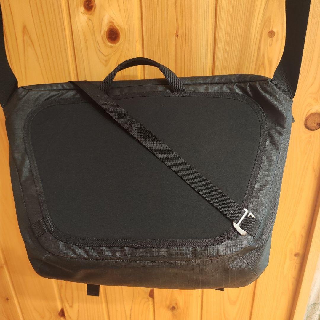 Arc'teryx アークテリクス　グランヴィル10 クーリエ　バッグ　ブラック