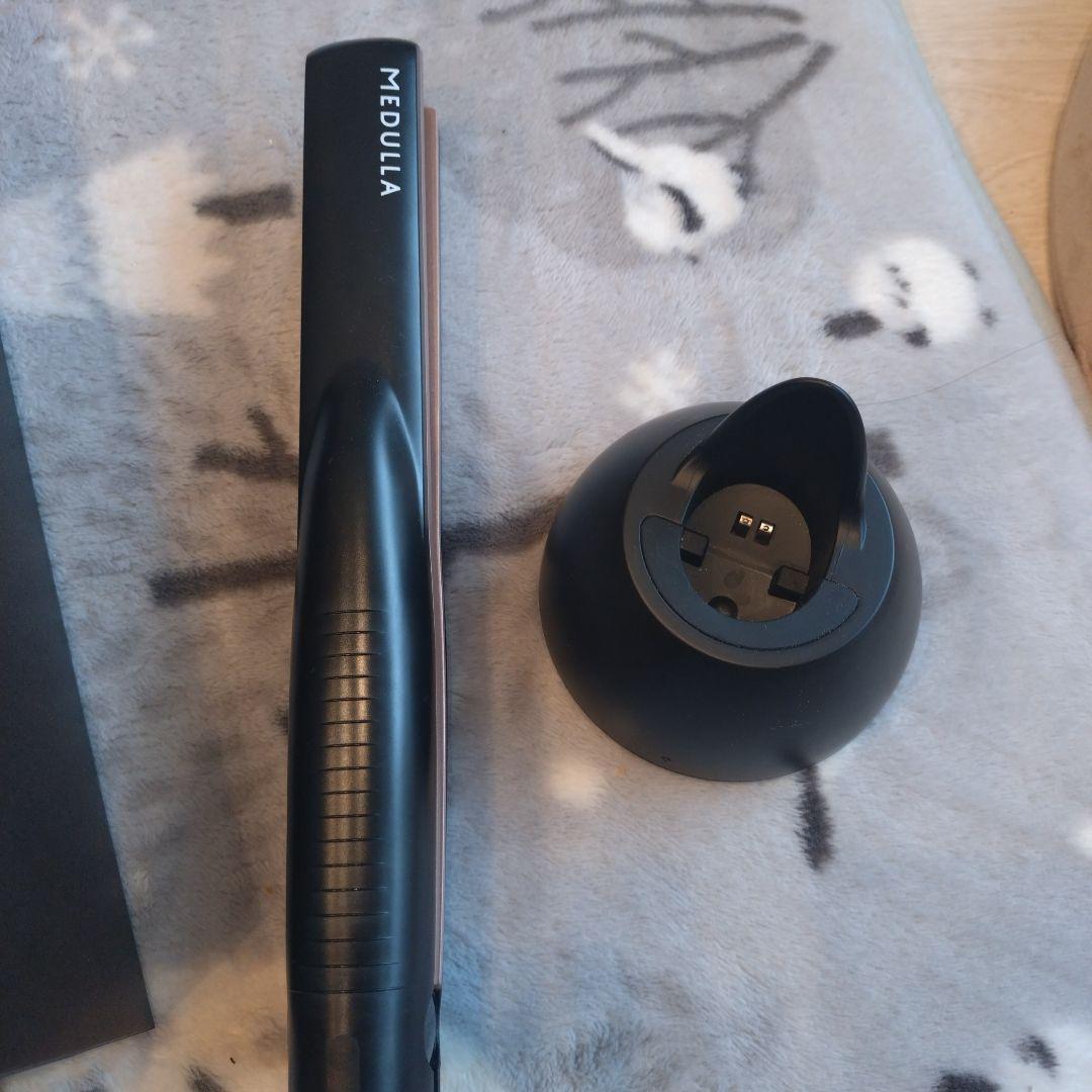 MEDULLA ヘアアイロン ブラック LEDライト付き