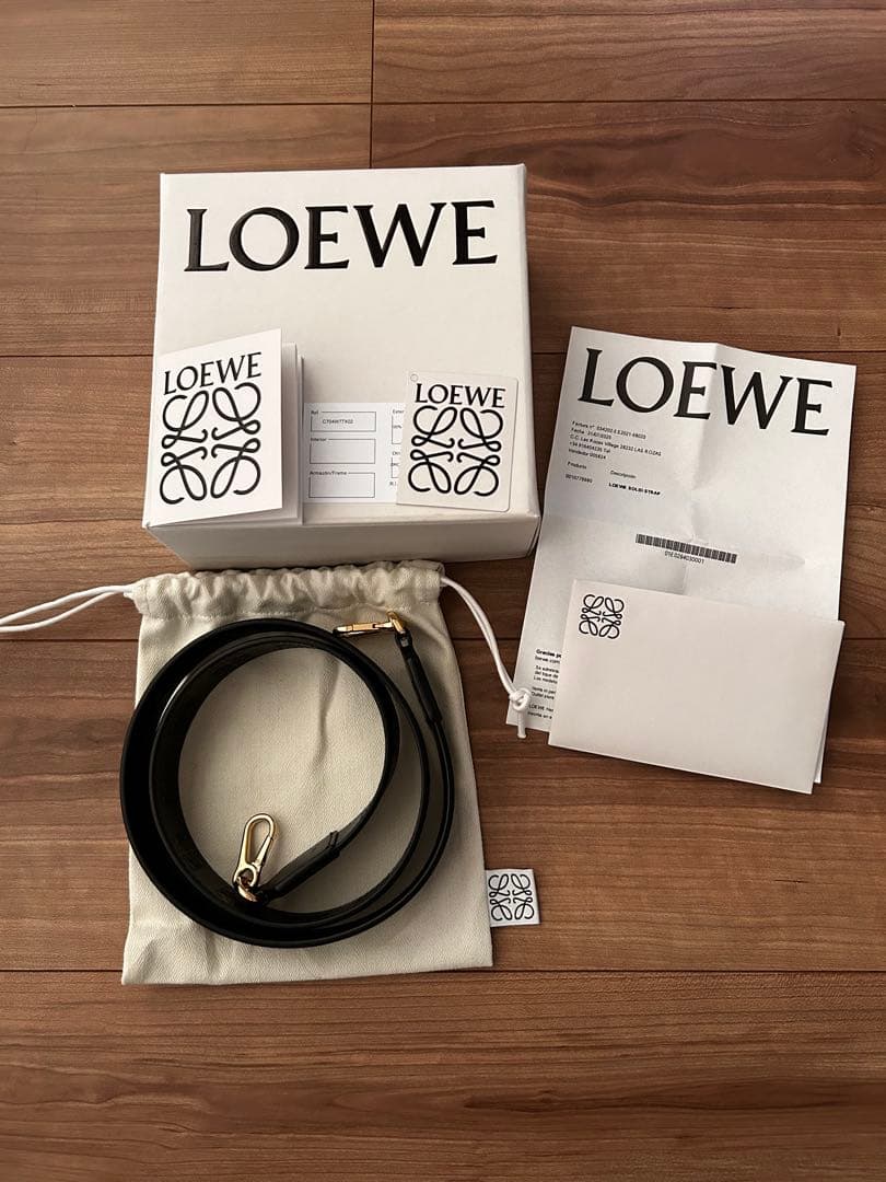 新品☆LOEWEロエベ☆カーフレザーストラップ☆ブラック