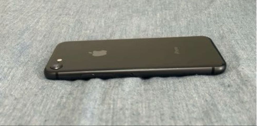 Apple iPhone8 本体 スペースグレイ 64GB