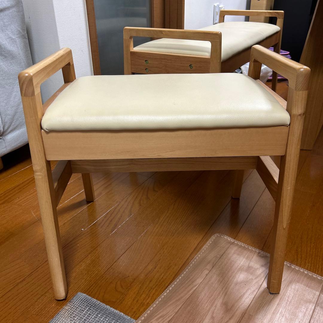 ニトリ　アルナス　スツ－ル