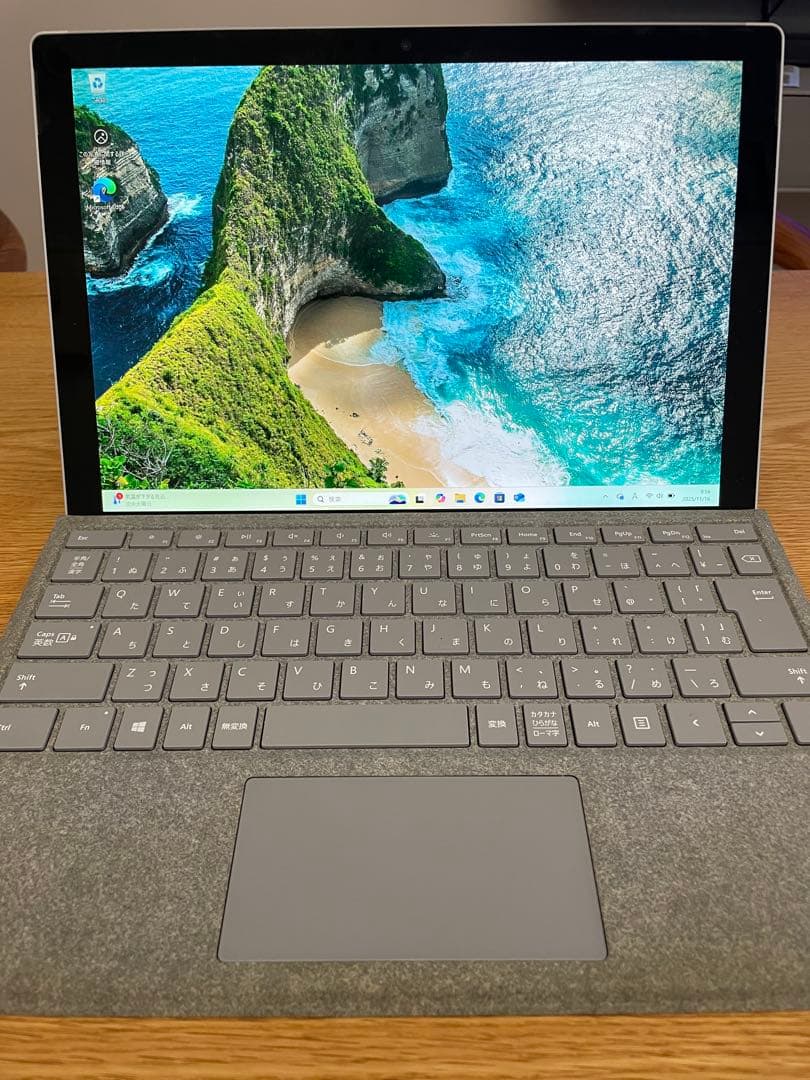 追記あり　Microsoft Surface 6 Pro 本体 + キーボード