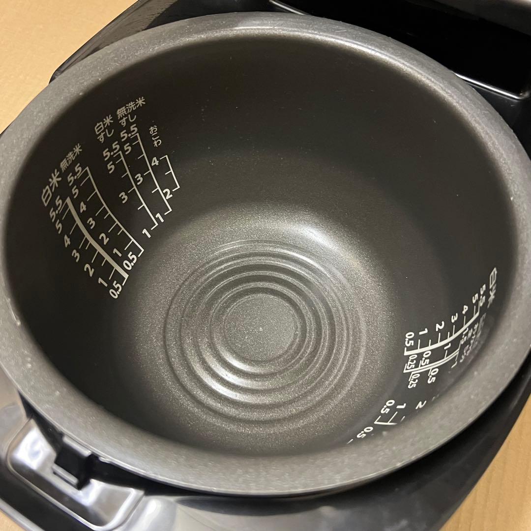 【中古・美品】東芝真空IHジャー炊飯器 5.5合炊き RC-10VRT