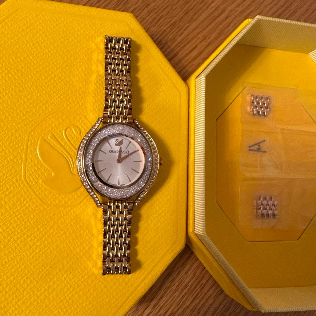 スワロフスキー 腕時計　ウオッチ