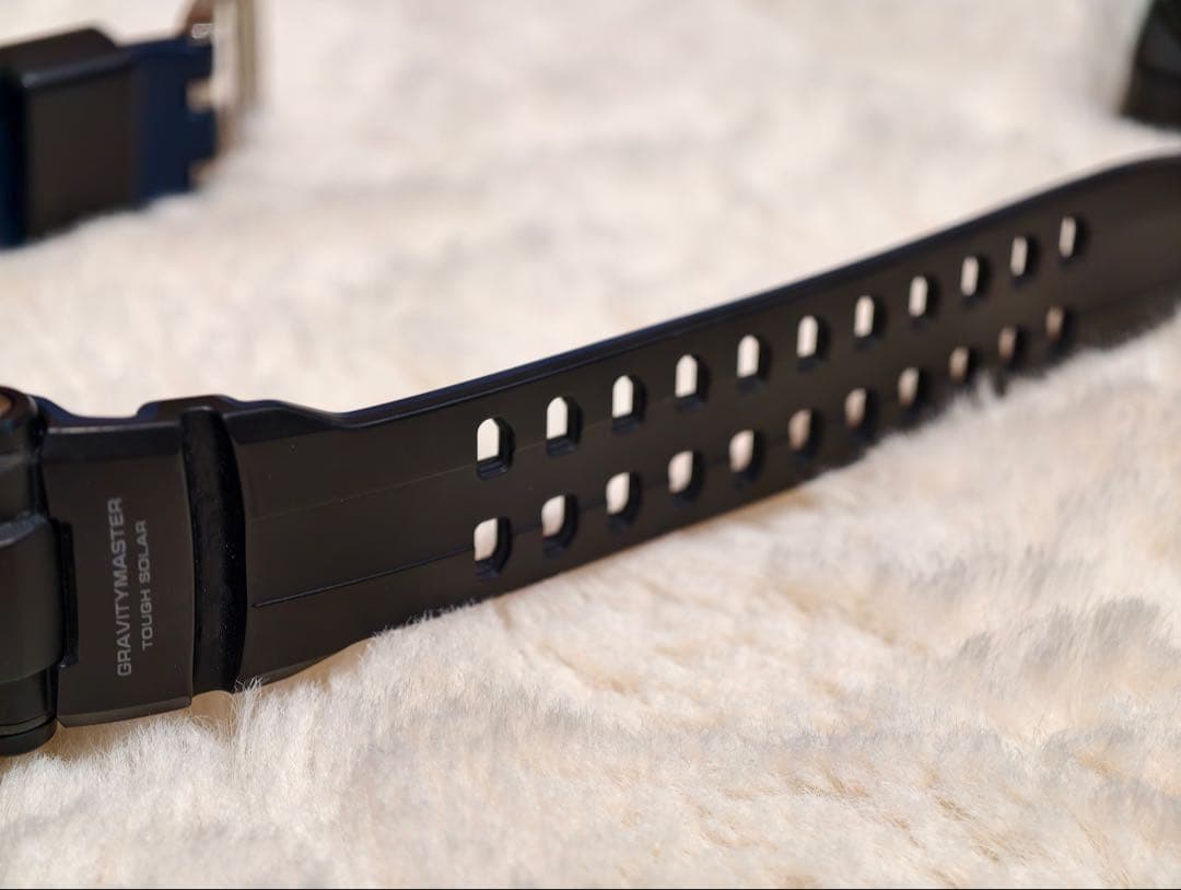 カシオCASIO G-SHOCK GR-B100（ケースあり)