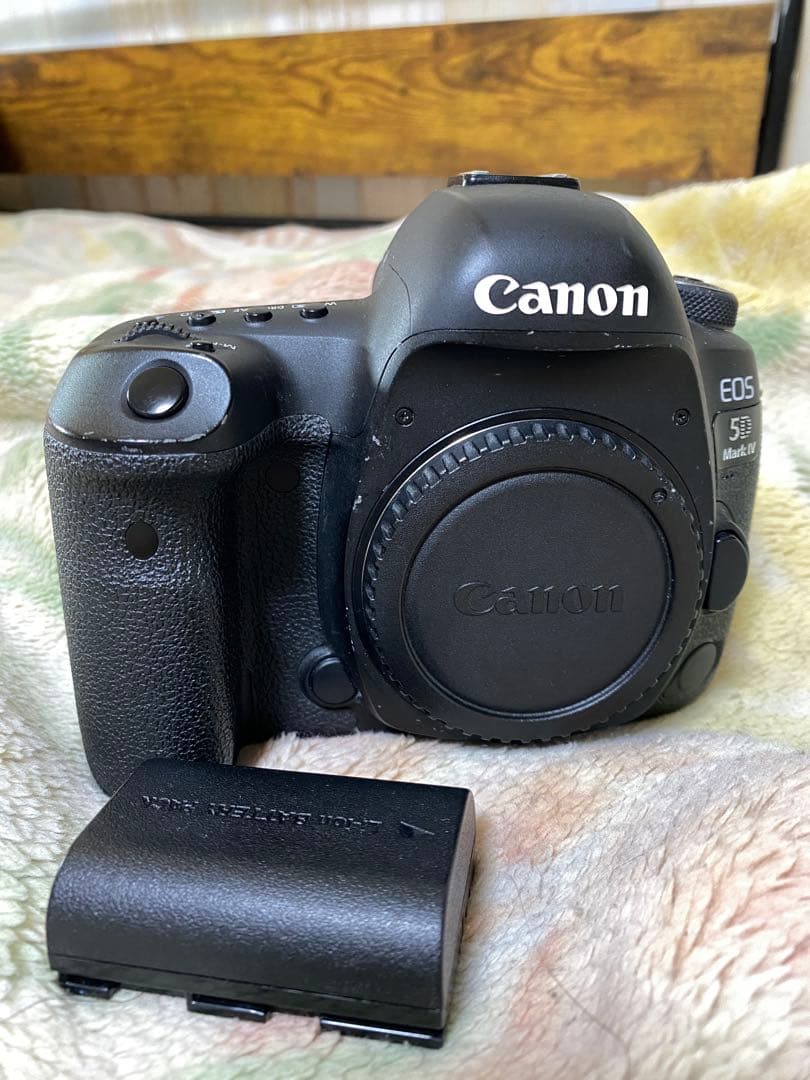 デジタルカメラ Canon EOS 5D Mark IV