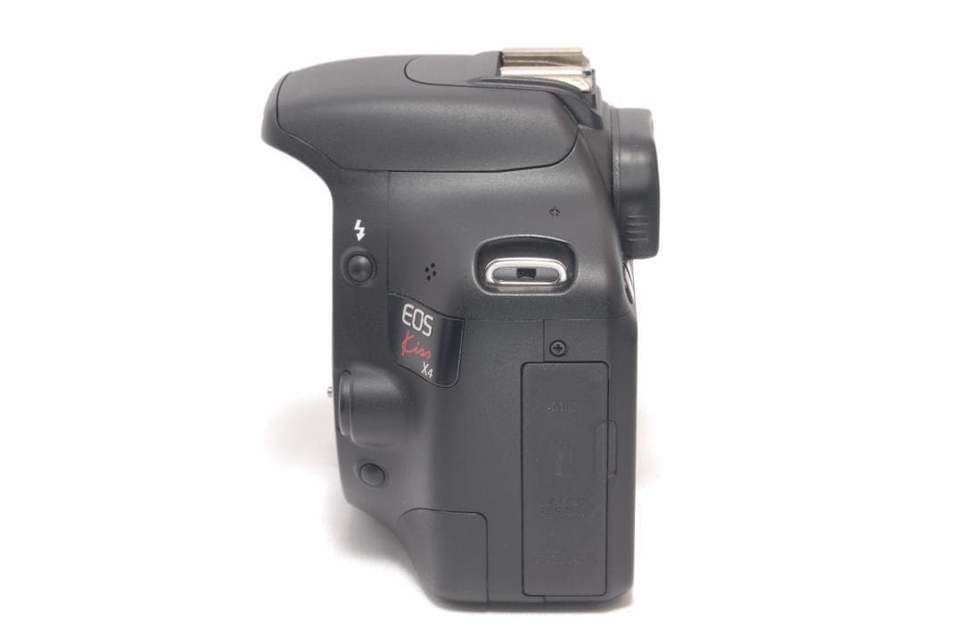 ⭐️カメラバッグ付き⭐️Canon Kiss X4 キャノン　デジタル一眼
