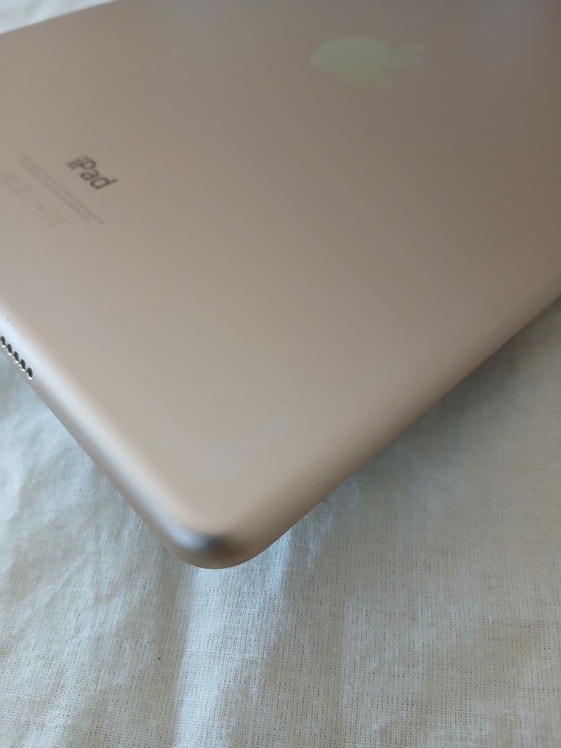 美品 iPad air 第2世代 バッテリー82%