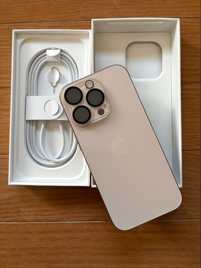 Apple iPhone 16Pro 256g デザートチタニウム