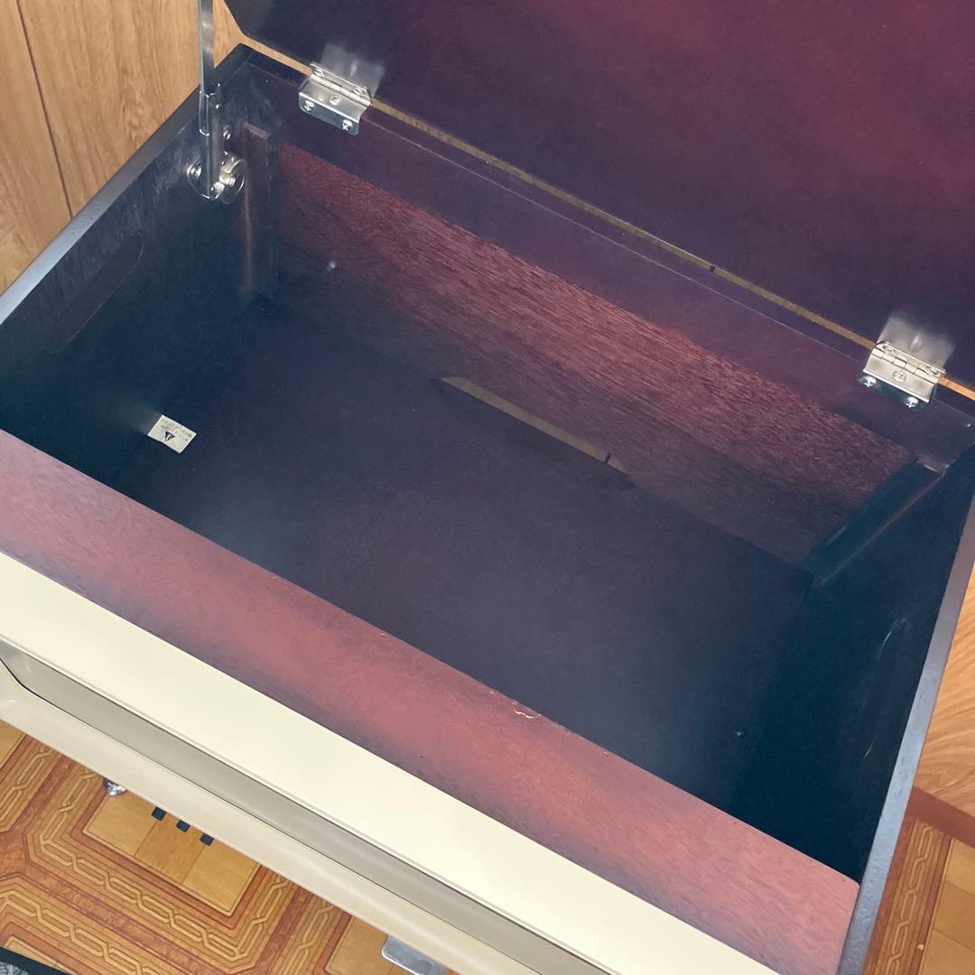 ドウシシャ　レトロ　液晶テレビ