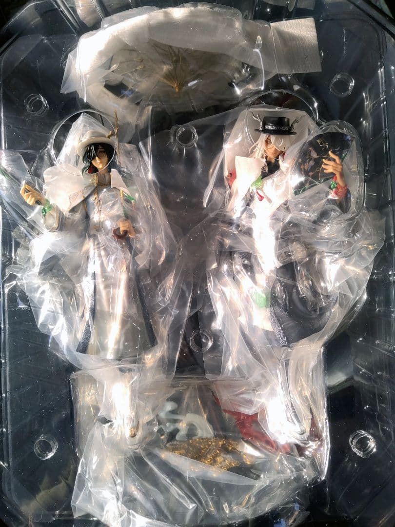 第五人格オフラインパック６周年豪華版　白黒無常フィギュア＆ぬいぐるみ＆アクスタ