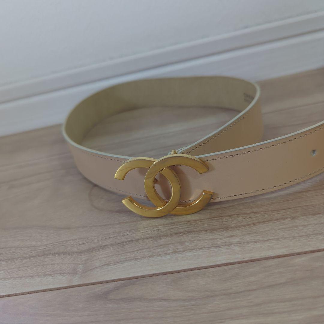 CHANEL ベージュ ダブルCロゴ ベルト 69