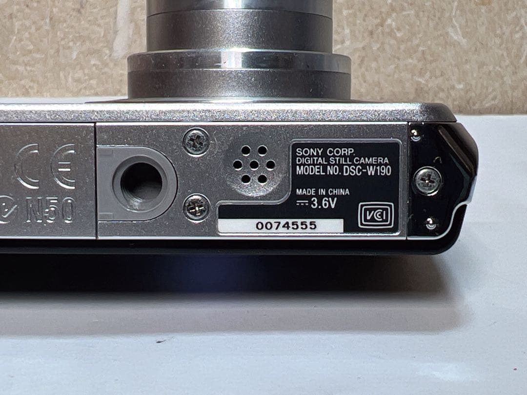 Sony Cyber-shot DSC-W190コンパクトデジタルカメラ