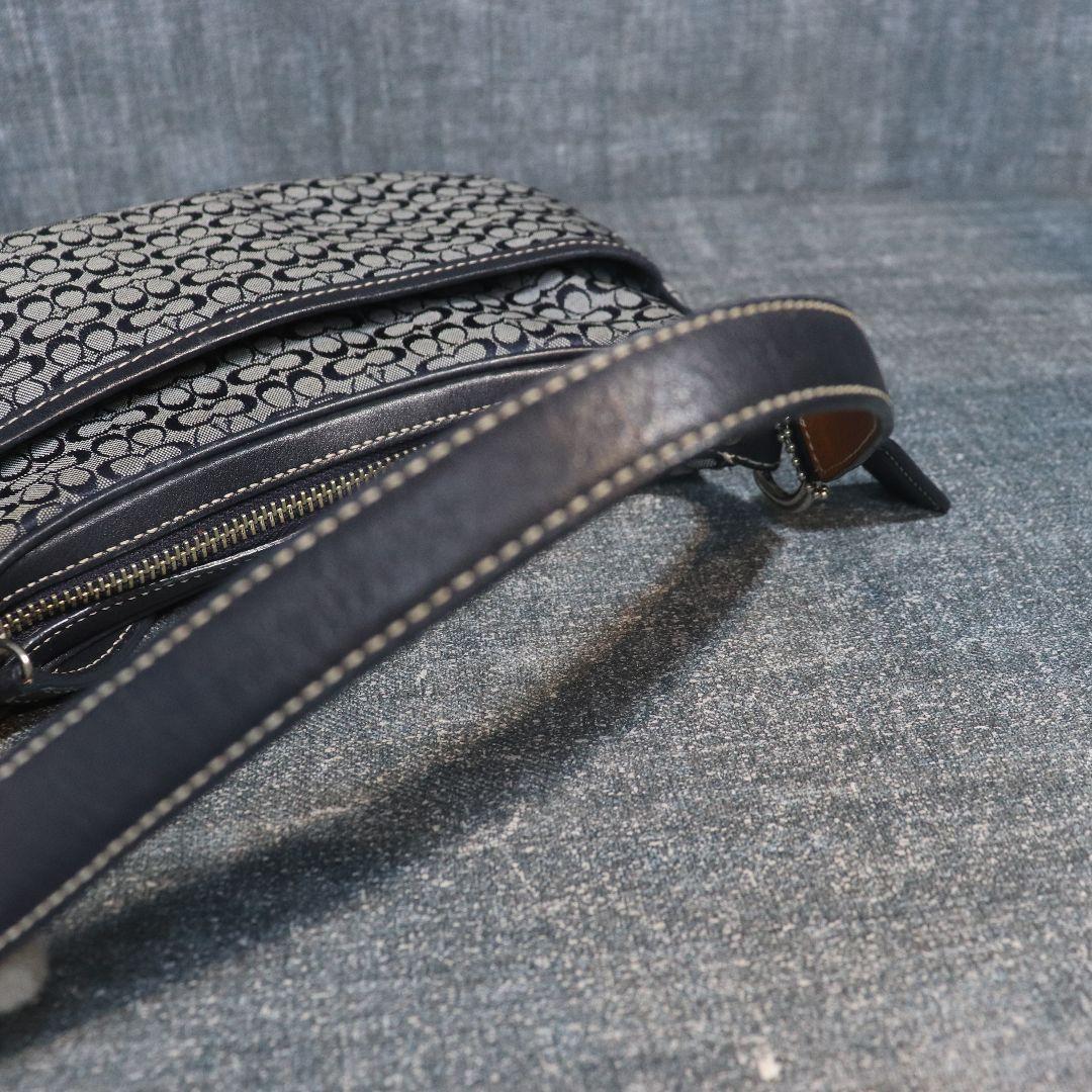 バッグ Coach accessory bag Navy signature