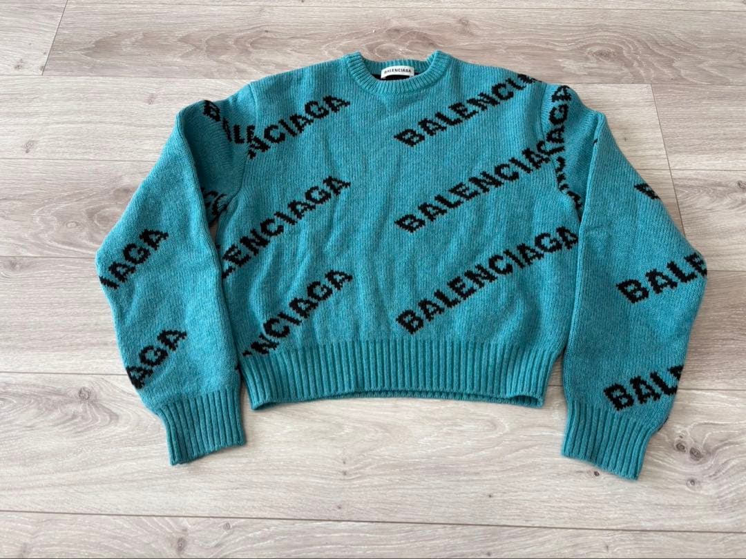 バレンシアガ　Valenciaga セーター　ニット　ターコイズブルー