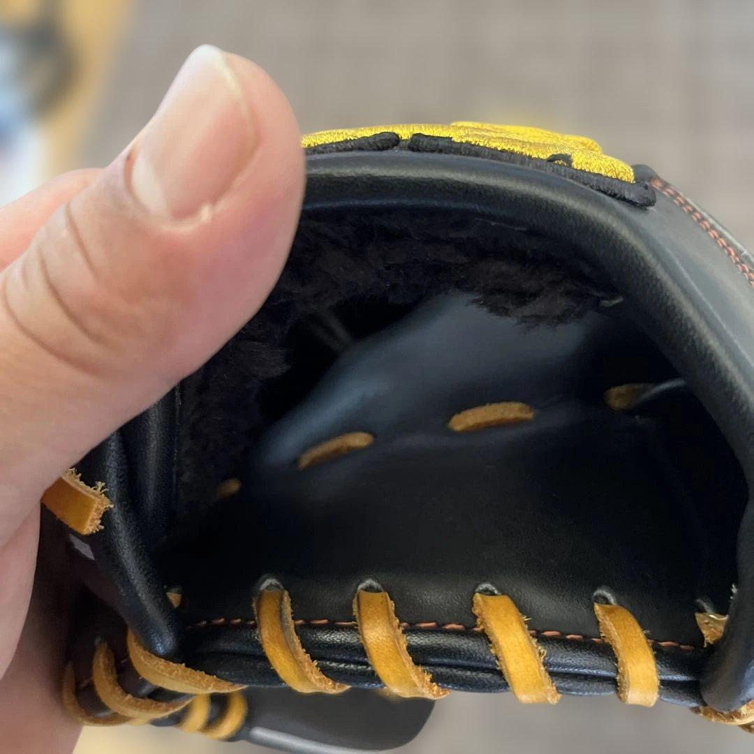 ハイゴールド 軟式グローブ 黒/黄色