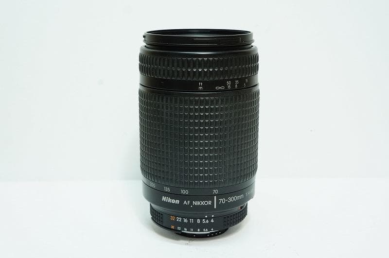 望遠 Nikon AF 70-300mm F4-5.6 D