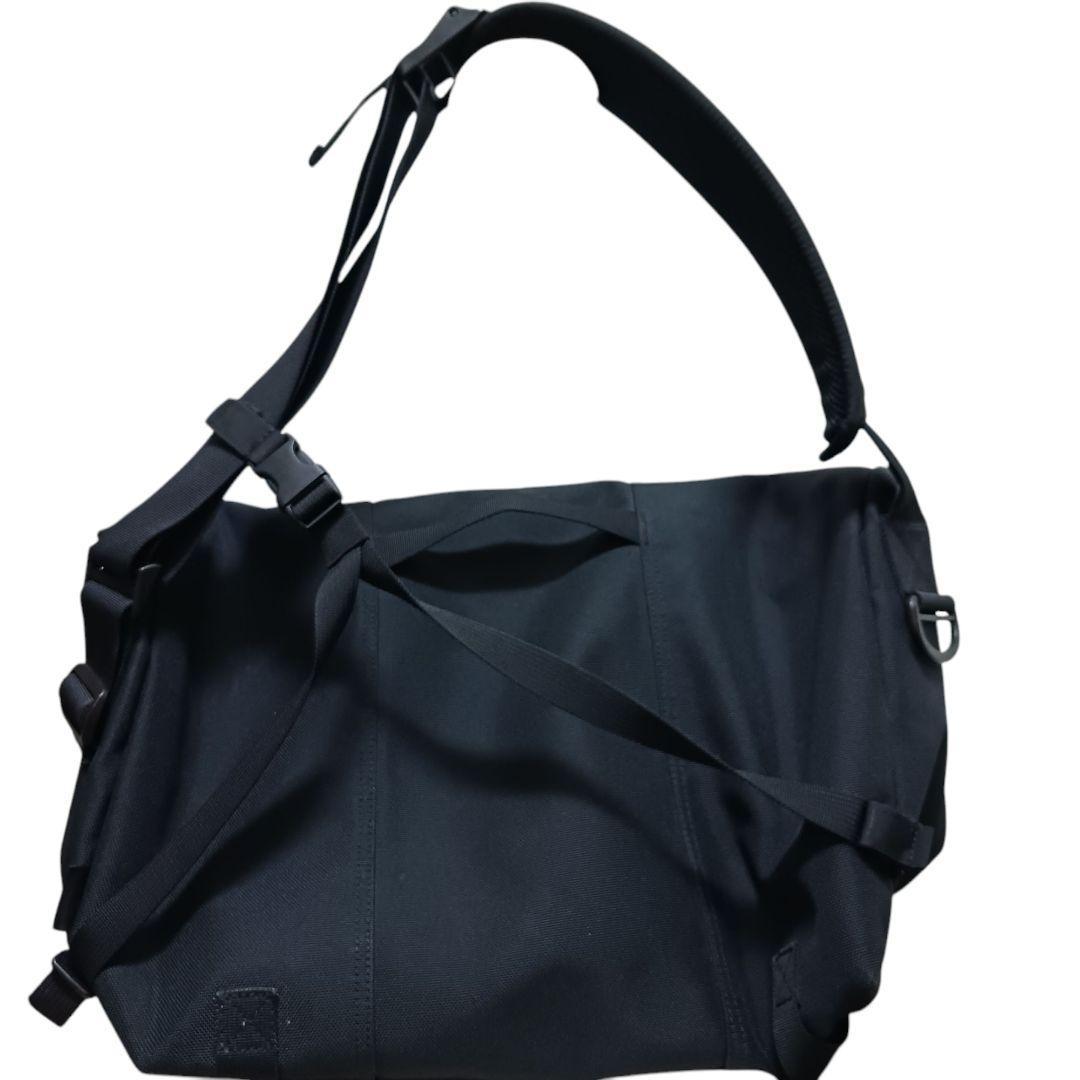 美品 TIMBUK2 メッセンジャーバッグ ショルダーバッグ 黒 y2k テック