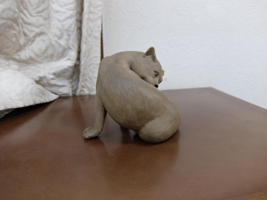 猫の置物