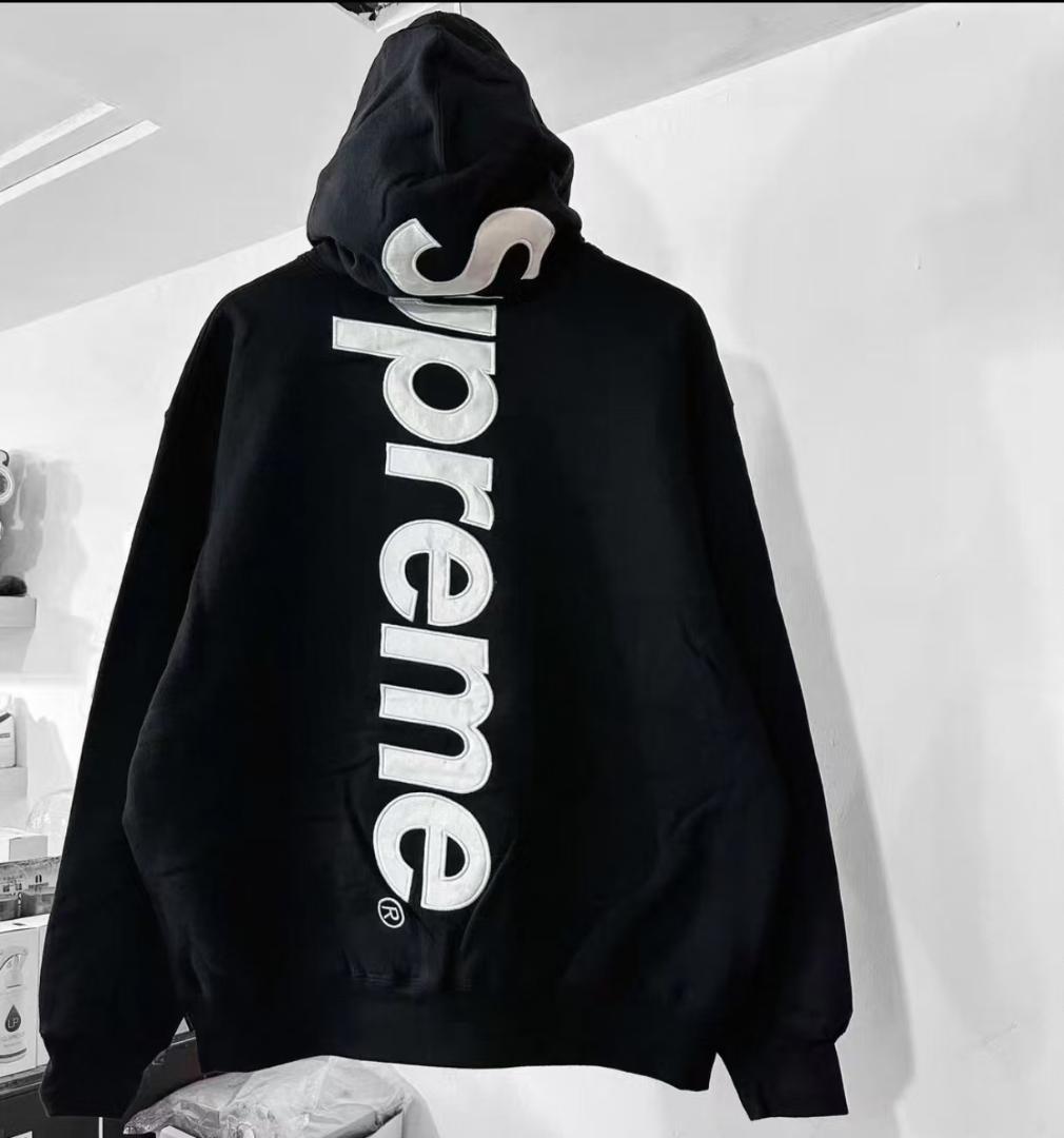 Supreme スウェットパーカー ブラック バックロゴ サテンアップリケ