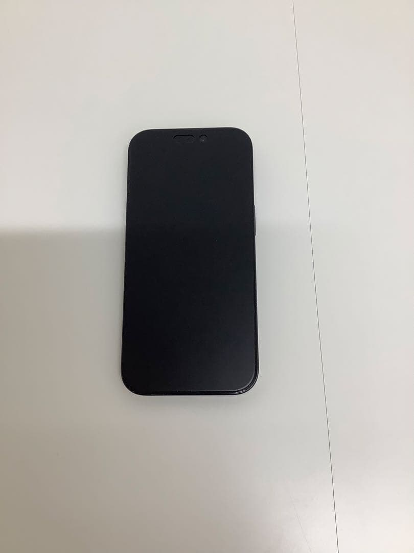 Apple iPhone 16 Pro 本体　バッテリー容量96%【割れあり】