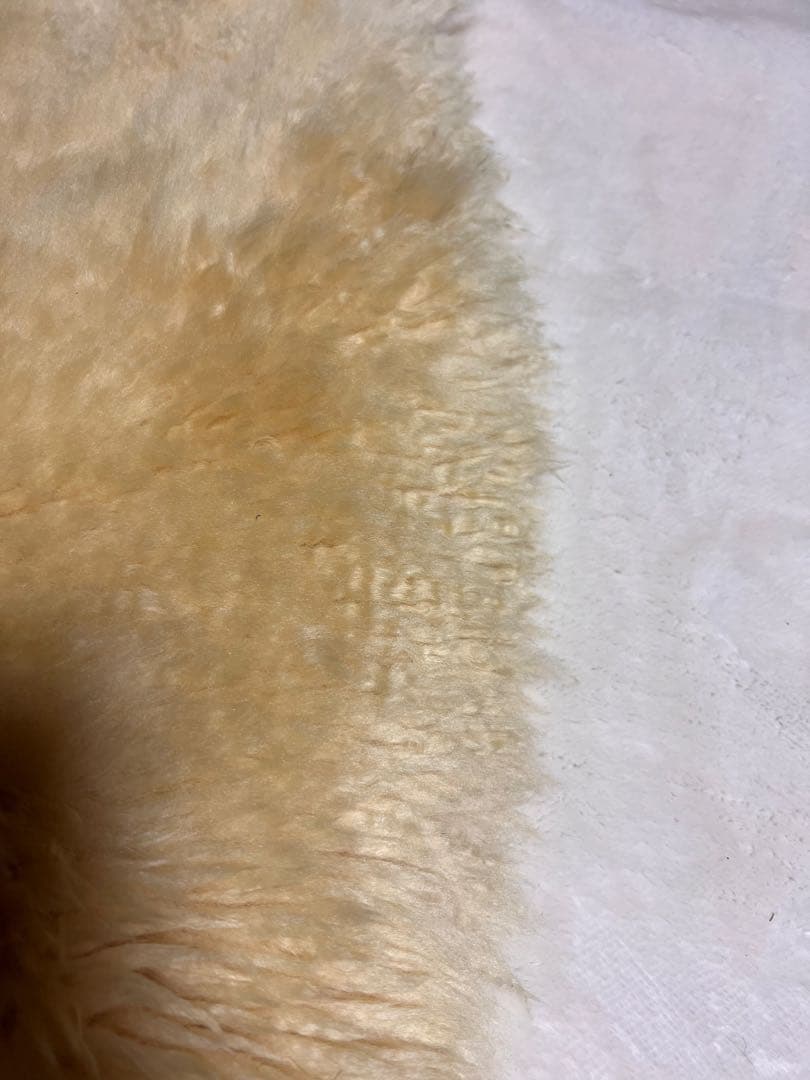 高級　ラムスキン　ムートン　ラグ　100%天然毛　大きいサイズ