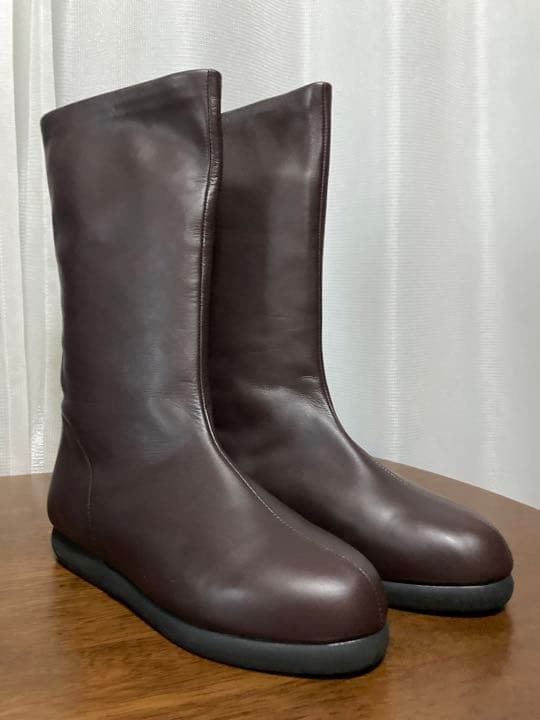ヨーガンレールのブーツ未使用品