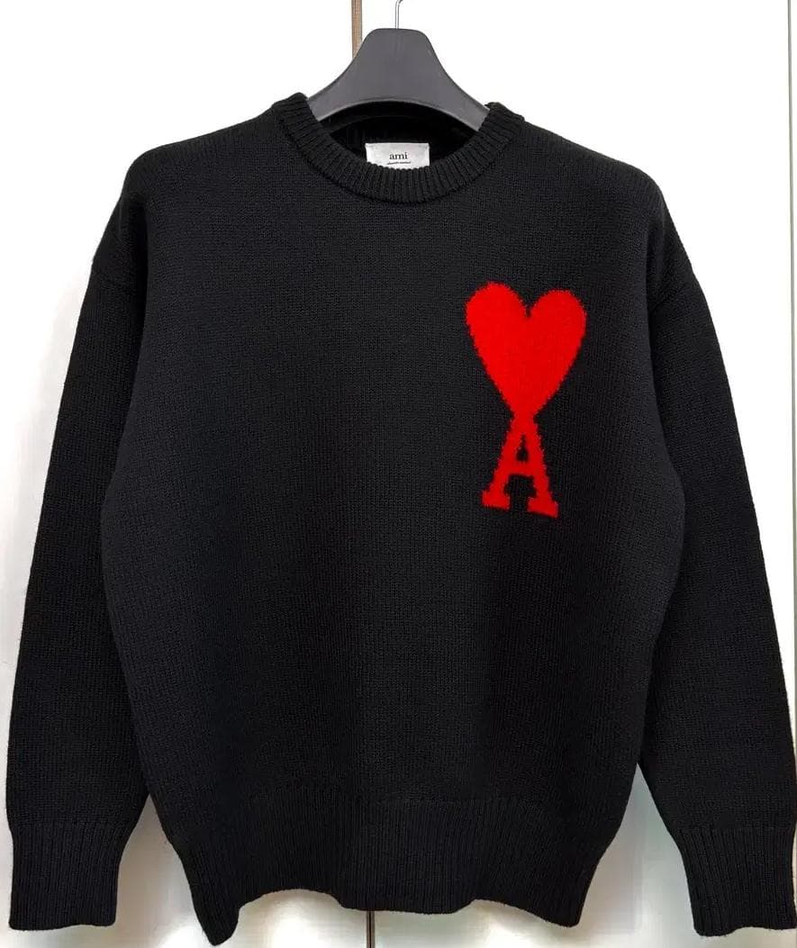 AMI 黒のニットセーター ハートとA刺繍 M 超美品
