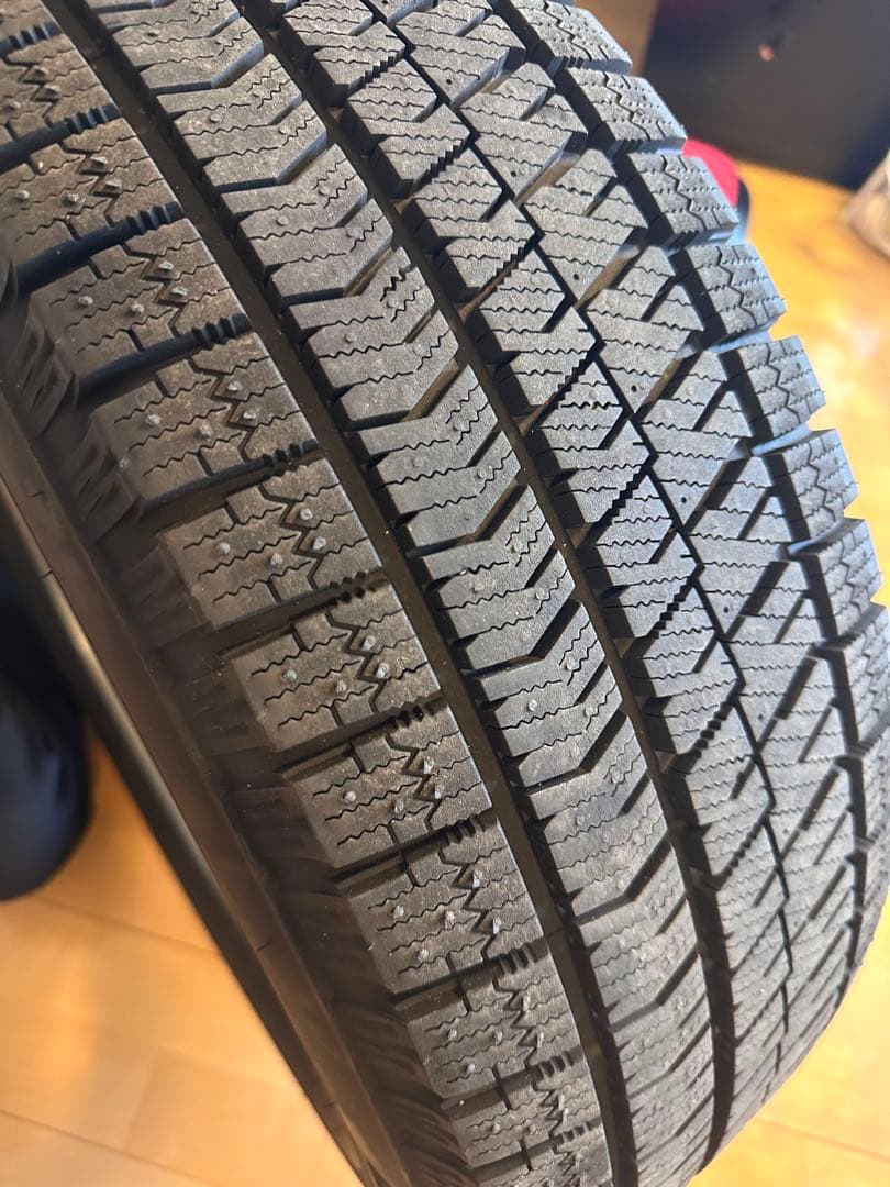 ほぼ新品タイヤ1本（走行距離わずか／パンク時の緊急交換品）