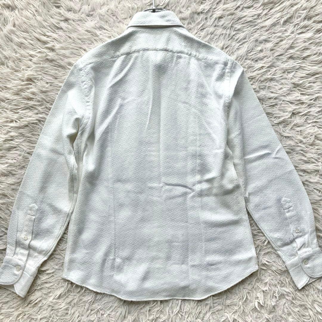 【極美品 洗える ジャガード織】ジャンネット　シャツ　ホリゾンタルカラー　白　M
