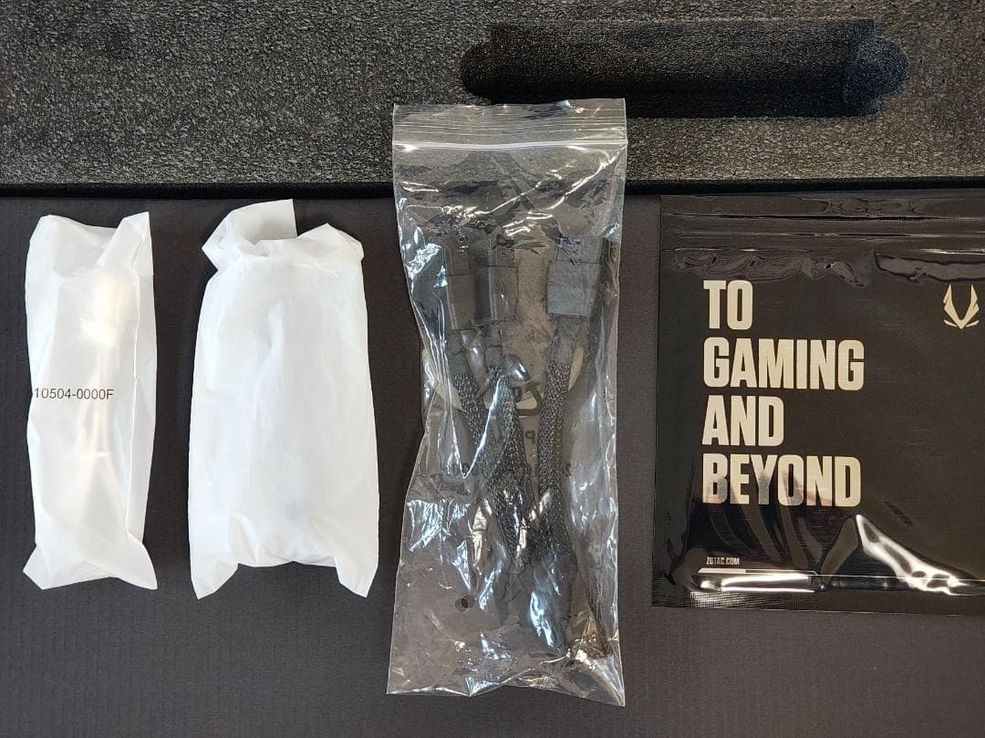 ほぼ新品 geforce RTX 5080 ZOTAC SOLID OC 16G