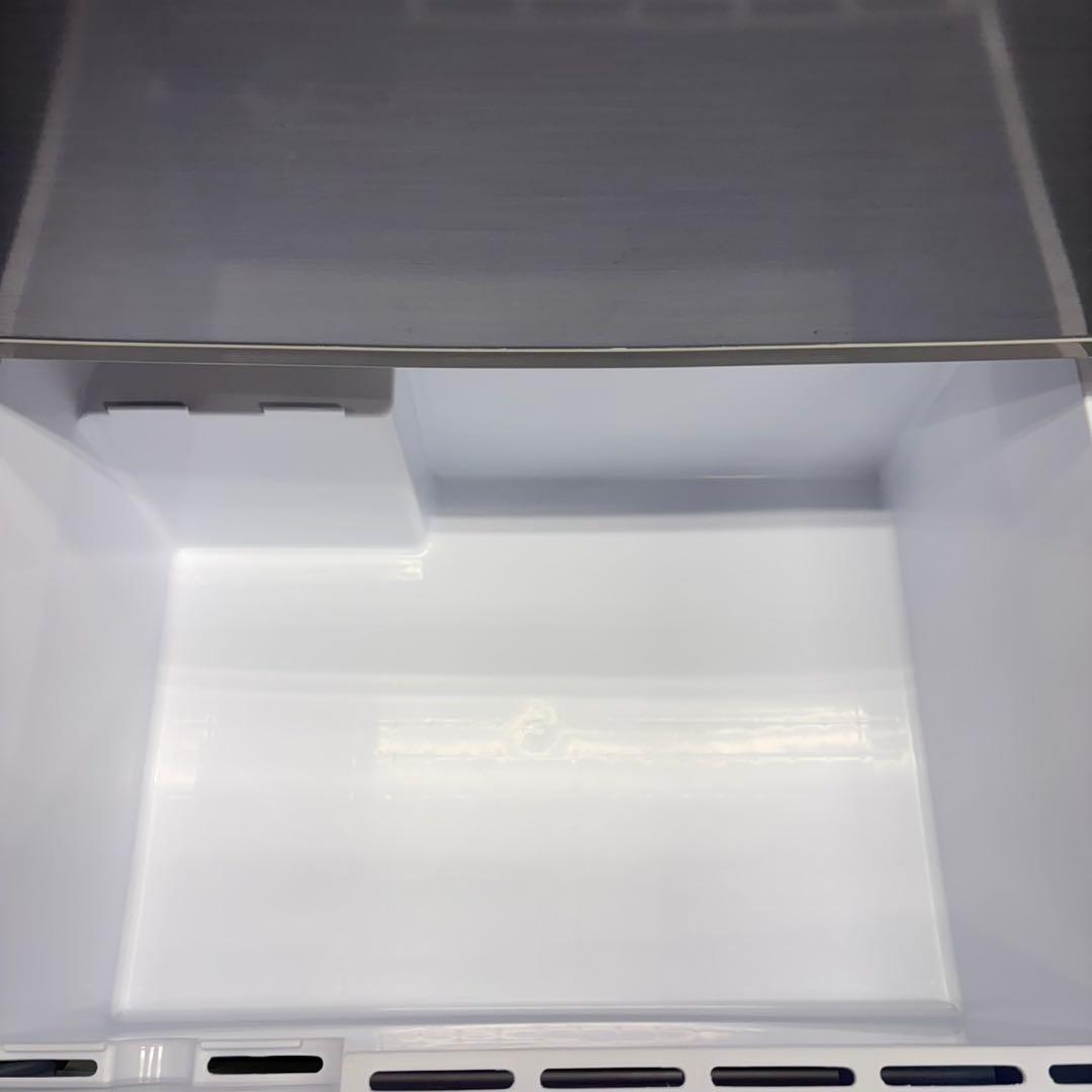 701 関東配送　半年保証　冷蔵庫　大型　一人暮らし　200L〜300L 極美品