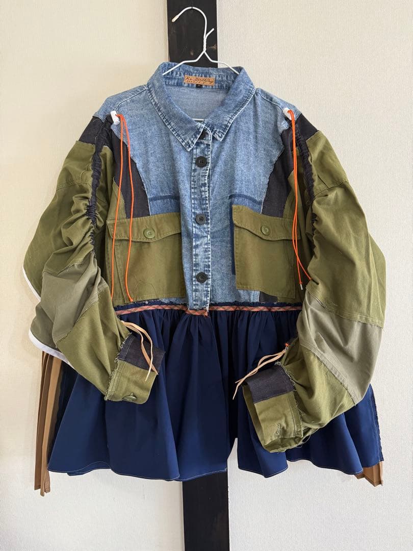 古着リメイク　ドッキングデニムミリタリーフリルライトジャケット
