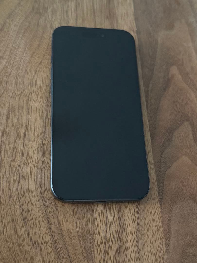 iPhone 15 Pro 512GB ブラックチタニウム