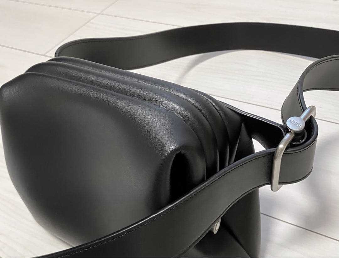 OSOI MINI BROT バッグ ブラック