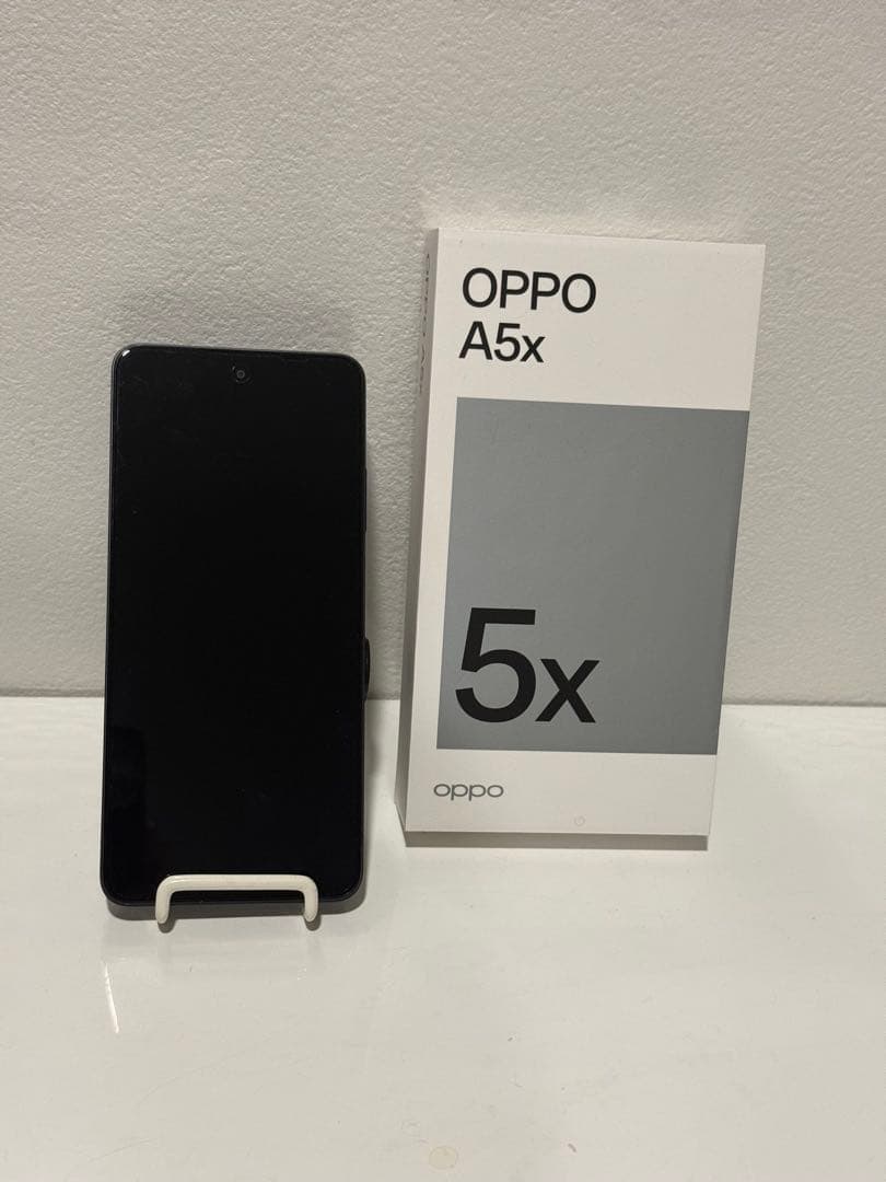 OPPO A5x 5xズーム機能付きスマートフォン