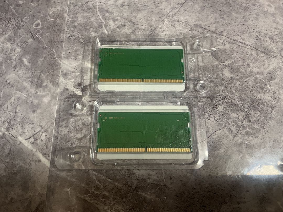 未使用 DDR5 16GB SAMSUNG メモリー 8GBx2枚 pc5