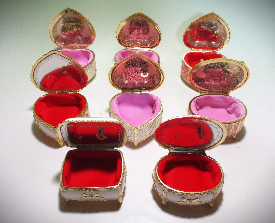 ★展示品　アンティーク調　オルゴール　小物入れ　ジュエリーケース★