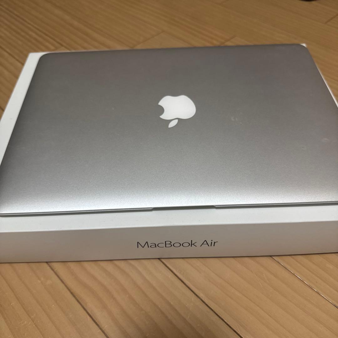 美品 Mac book Air 13インチ A1466 マウス付